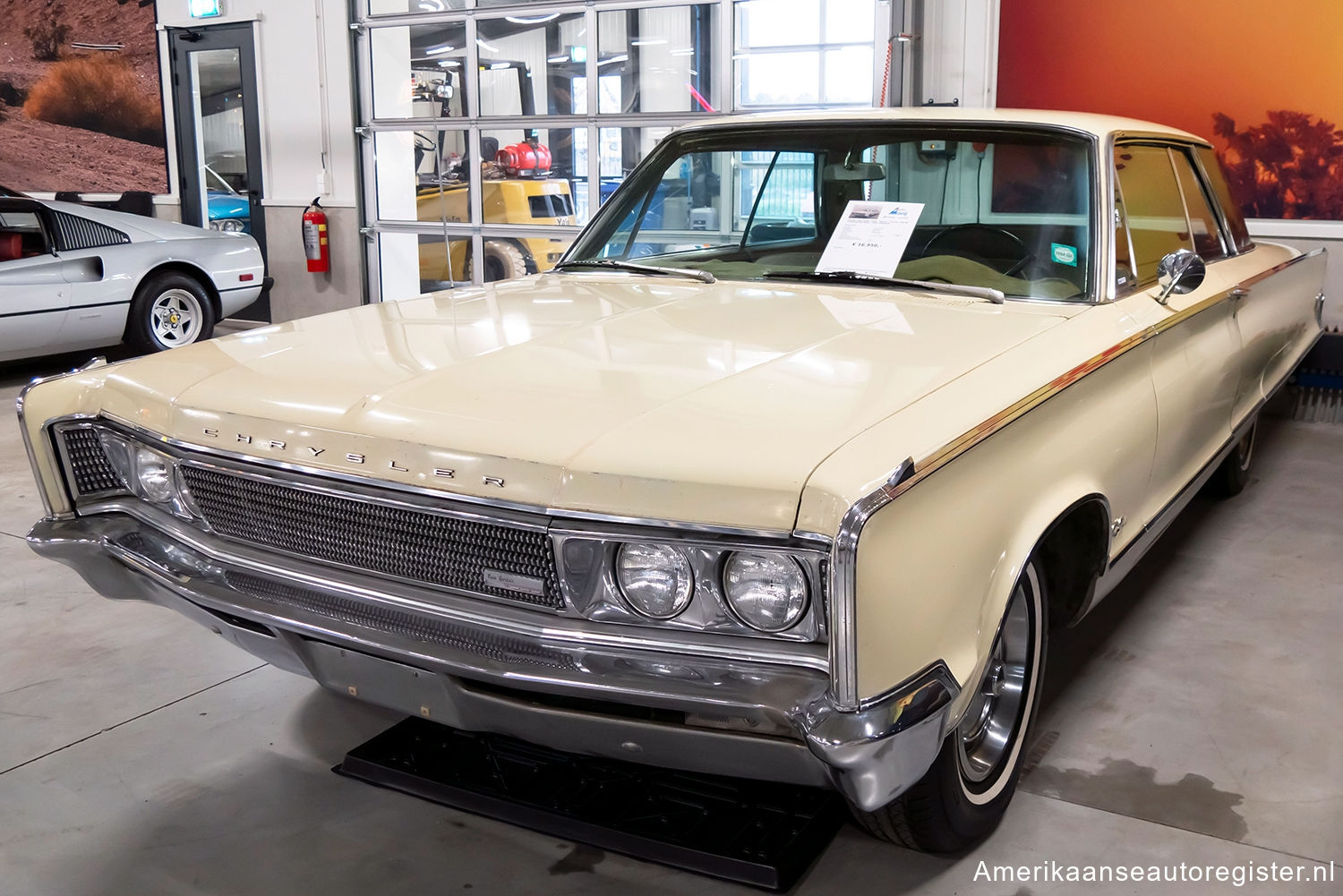 Chrysler New Yorker uit 1966
